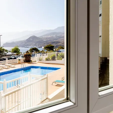 Beachfront With Communal Swimming Pool And Parking *
